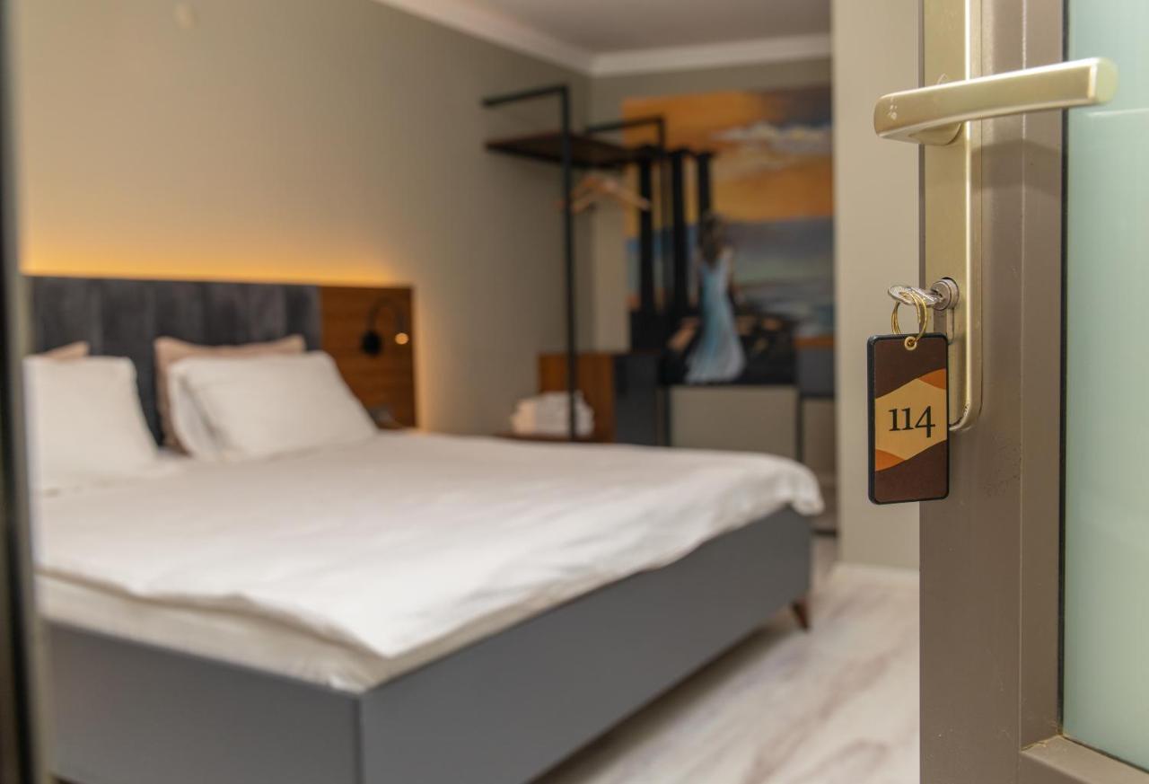 Kayalar Blue Beach Hotel Sazlı Екстериор снимка
