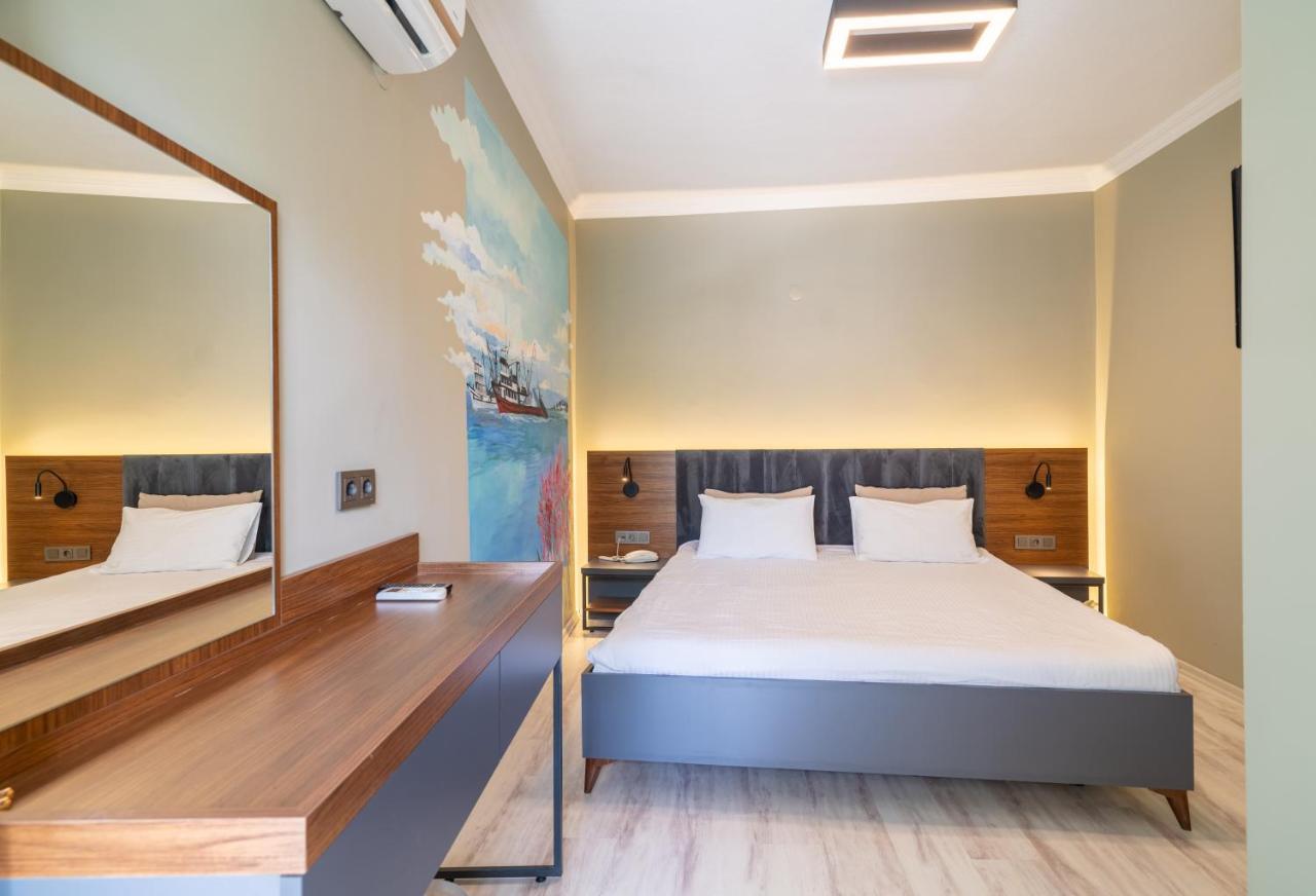 Kayalar Blue Beach Hotel Sazlı Екстериор снимка
